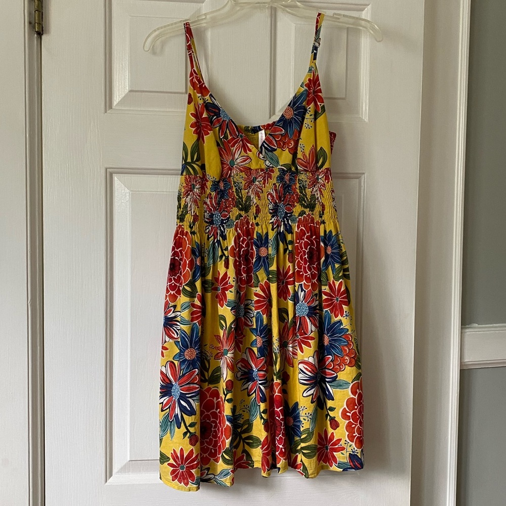 Xhilaration floral sundress 🌸🌼🌺